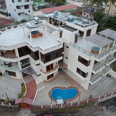 Hotel La Laguna Galapagos Пуэрто-Вильямиль Экстерьер фото