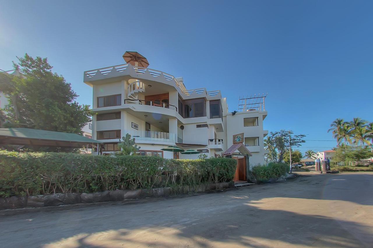 Hotel La Laguna Galapagos Пуэрто-Вильямиль Экстерьер фото