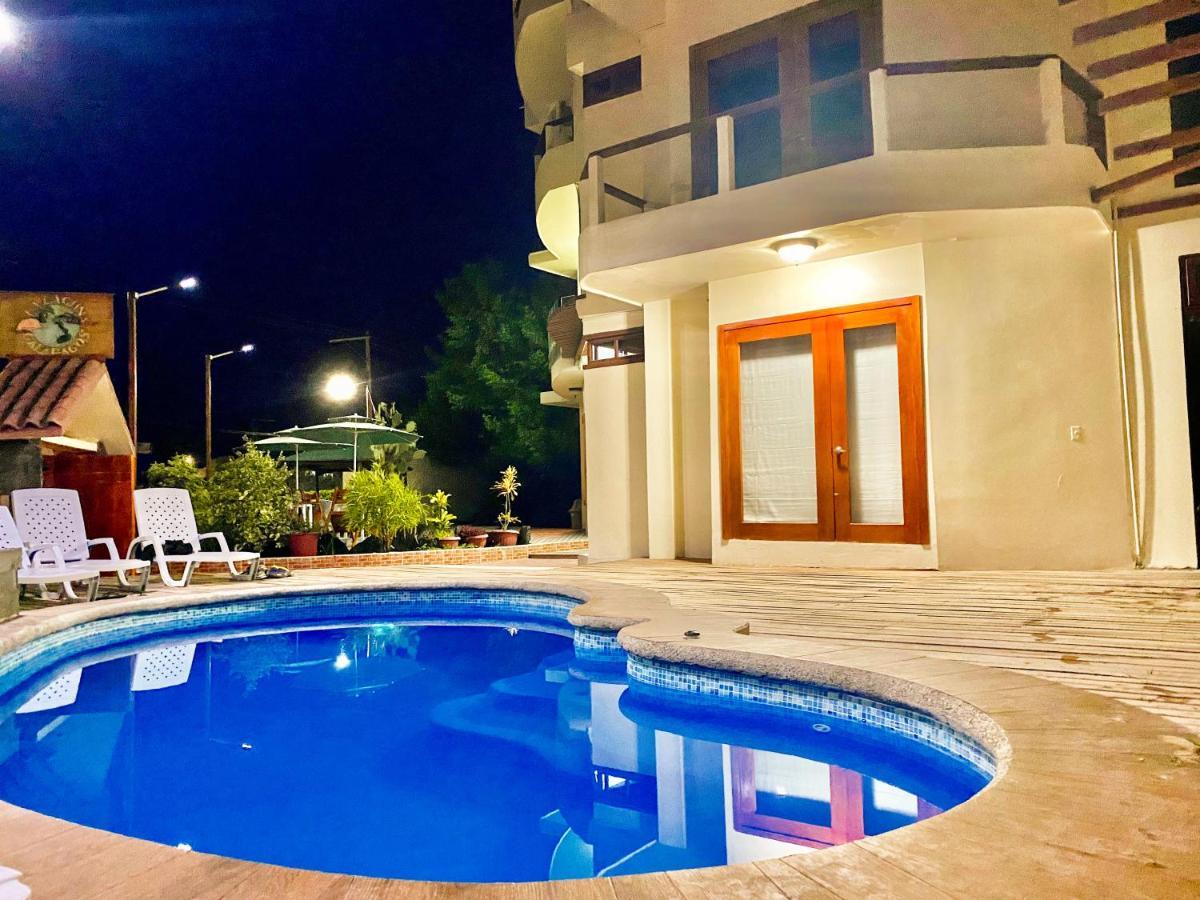 Hotel La Laguna Galapagos Пуэрто-Вильямиль Экстерьер фото