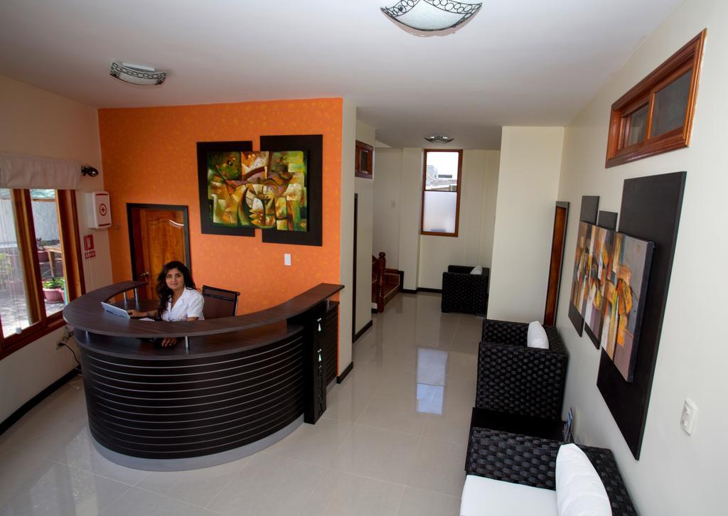 Hotel La Laguna Galapagos Пуэрто-Вильямиль Экстерьер фото