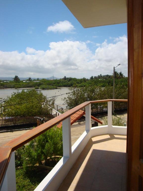 Hotel La Laguna Galapagos Пуэрто-Вильямиль Номер фото