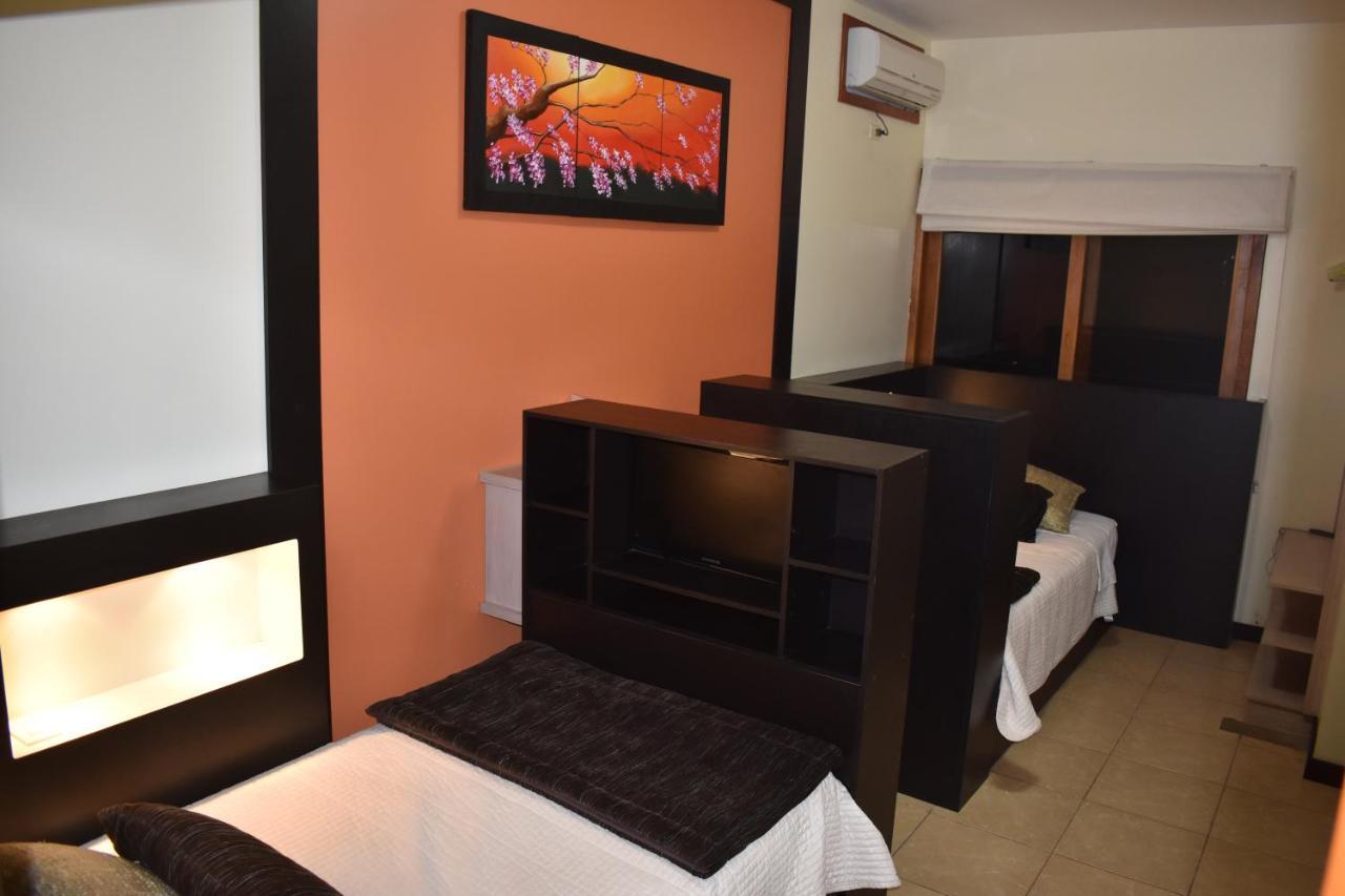 Hotel La Laguna Galapagos Пуэрто-Вильямиль Экстерьер фото