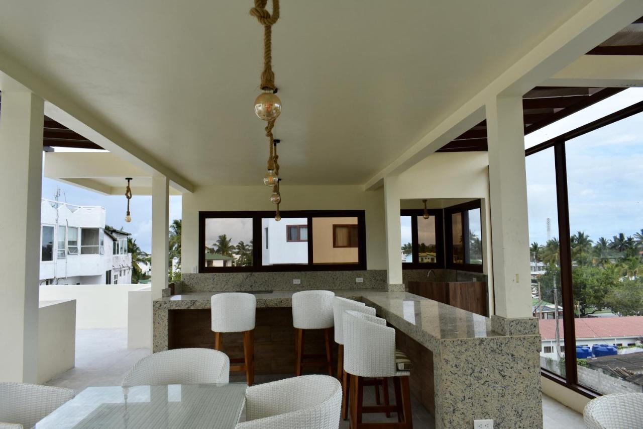 Hotel La Laguna Galapagos Пуэрто-Вильямиль Экстерьер фото
